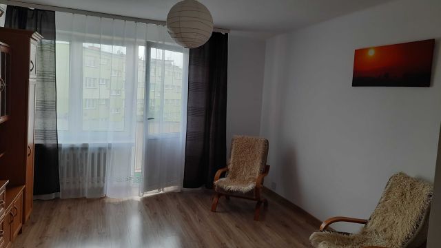 Mieszkanie 2-pokojowe Ostrowiec Świętokrzyski, ul. Ludwika Waryńskiego. Zdjęcie 1