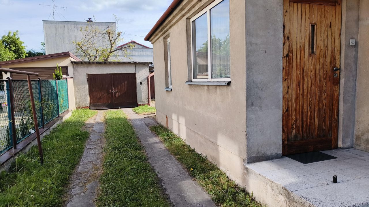 dom wolnostojący, 5 pokoi Zduńska Wola, ul. Narwiańska. Zdjęcie 2