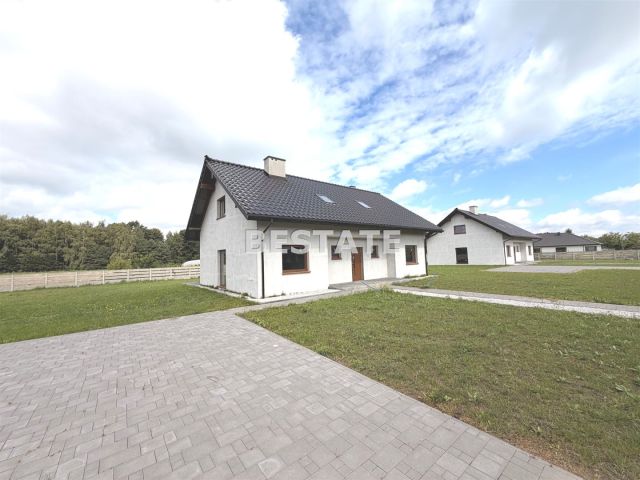 dom wolnostojący, 6 pokoi Lutomiersk. Zdjęcie 2
