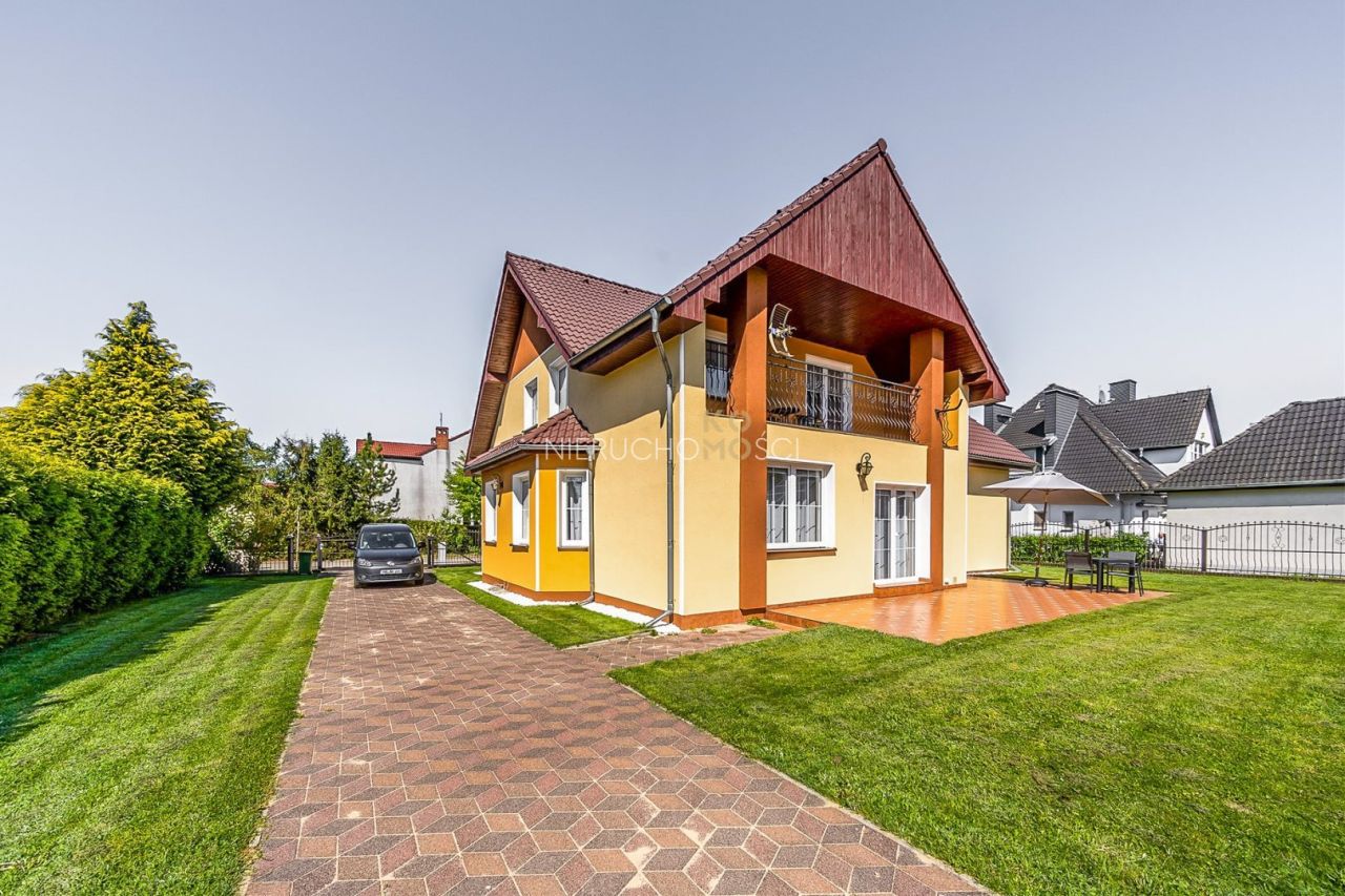 dom wolnostojący, 7 pokoi Brzeg Dolny. Zdjęcie 28