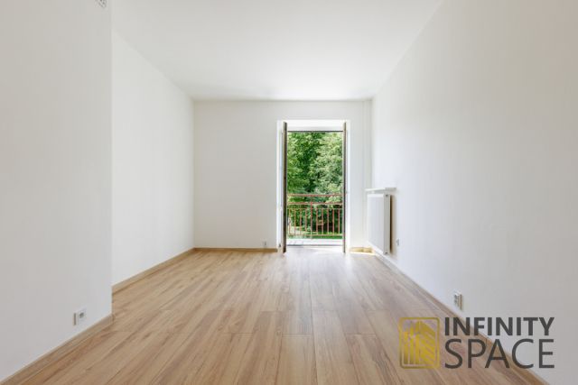 Mieszkanie 2-pokojowe Warszawa Śródmieście, ul. Okrąg. Zdjęcie 3