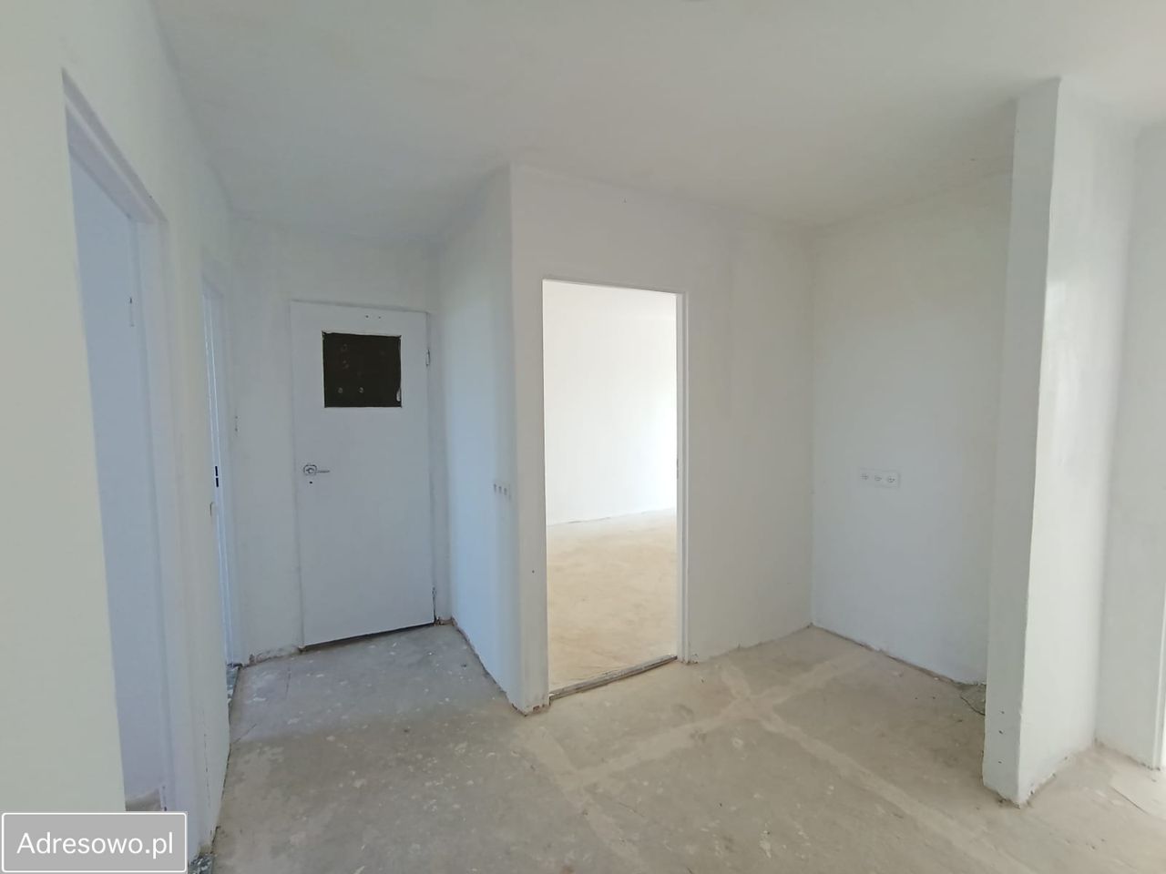 Mieszkanie 3-pokojowe Kamienny Dwór. Zdjęcie 13