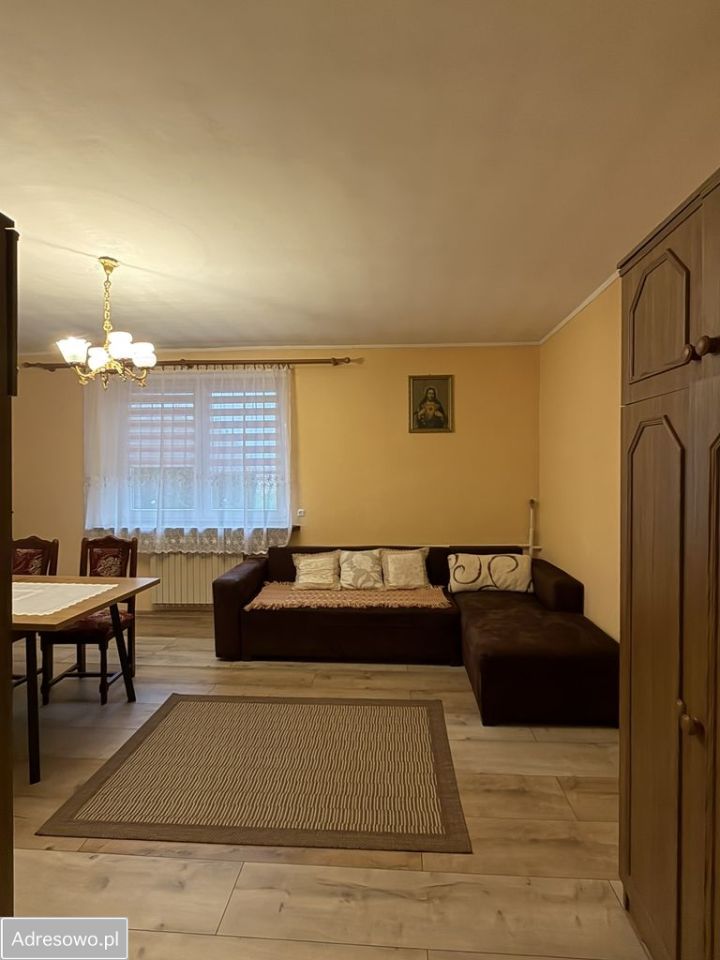 dom wolnostojący, 4 pokoje Święte. Zdjęcie 14