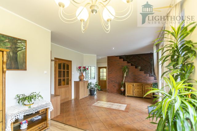 dom wolnostojący, 7 pokoi Trąbki Wielkie. Zdjęcie 10