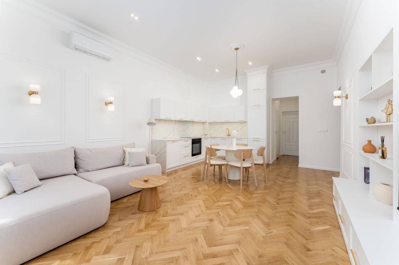 Mieszkanie 4-pokojowe Kraków Stare Miasto, pl. Jana Matejki