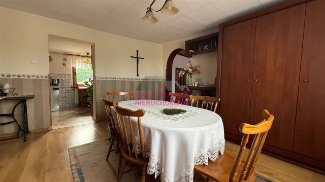 dom wolnostojący, 5 pokoi Poręba, ul. Barbórki. Zdjęcie 6