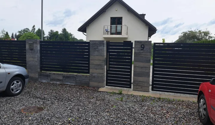 dom wolnostojący, 3 pokoje Janiszew Pieńki Kapturskie, ul. Dębowa