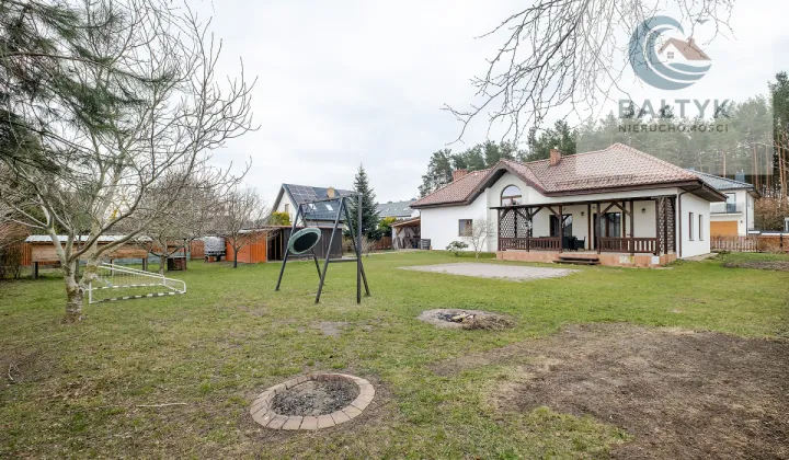 dom wolnostojący, 4 pokoje Kębłowo