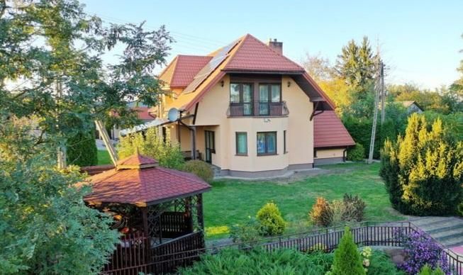 dom wolnostojący, 7 pokoi Oleśniki, Oleśniki. Zdjęcie 3