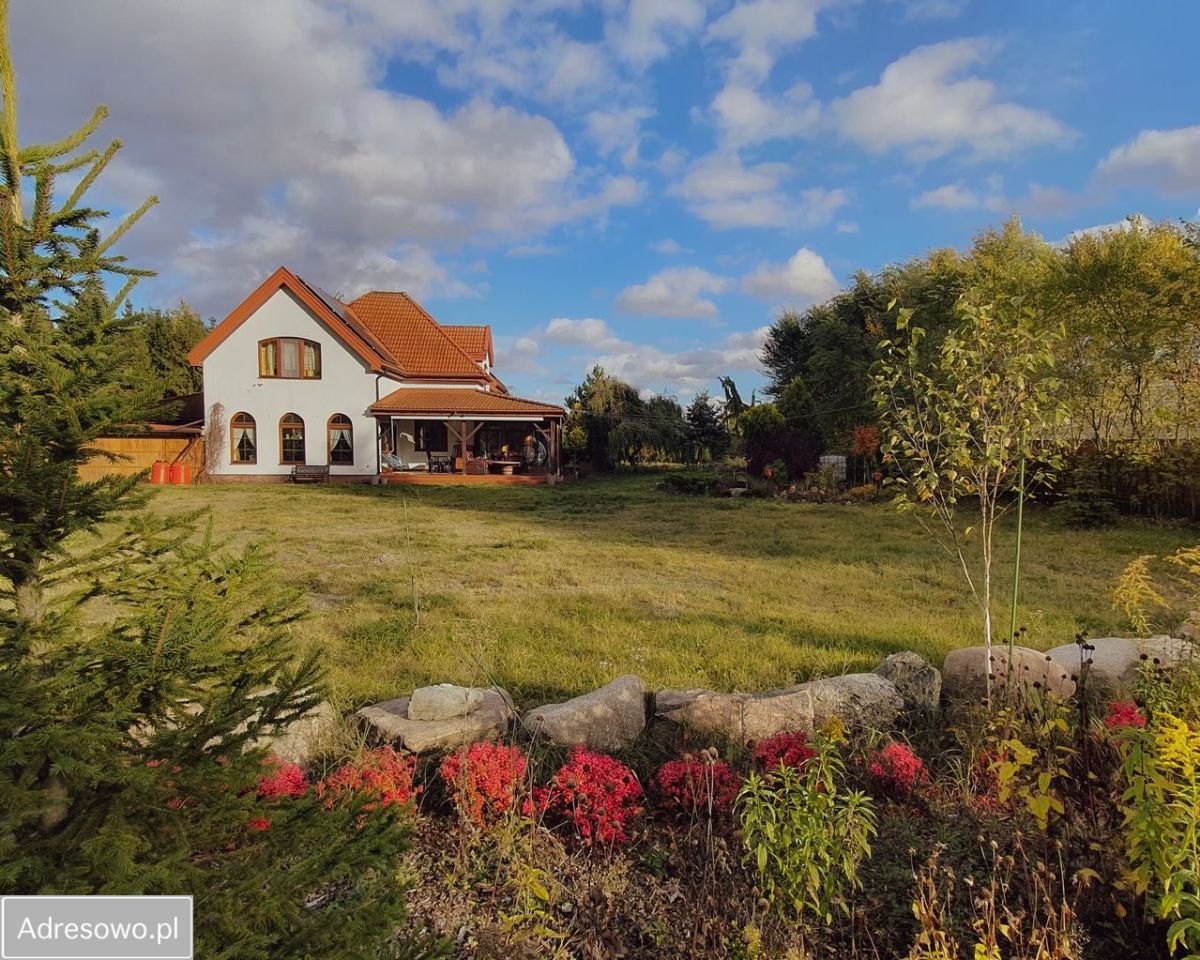 dom wolnostojący, 5 pokoi Żabia Wola, ul. Koniecpolska. Zdjęcie 2