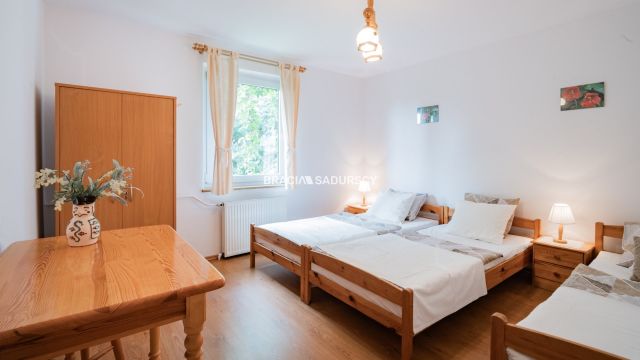 dom wolnostojący, 10 pokoi Łazy. Zdjęcie 16