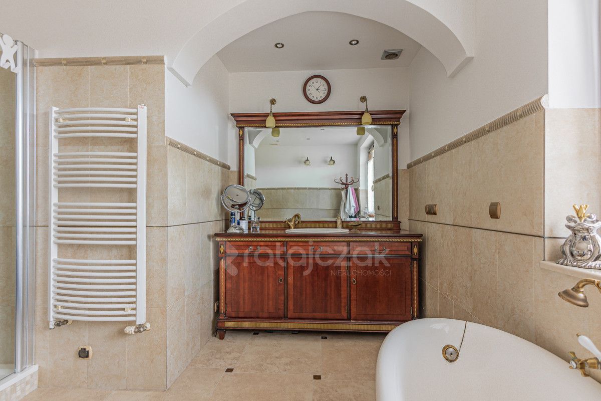 dom wolnostojący, 6 pokoi Kielno. Zdjęcie 12