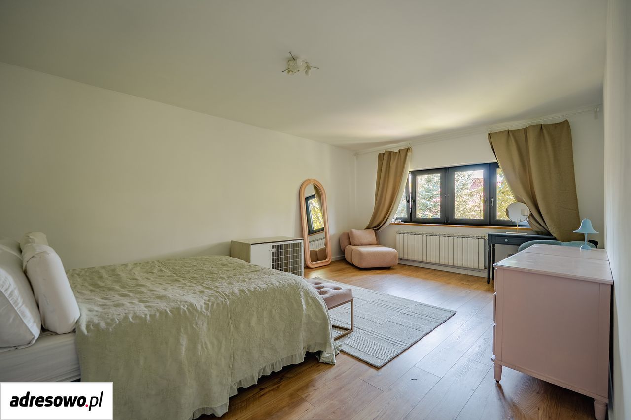 dom wolnostojący, 5 pokoi Henryków-Urocze. Zdjęcie 18