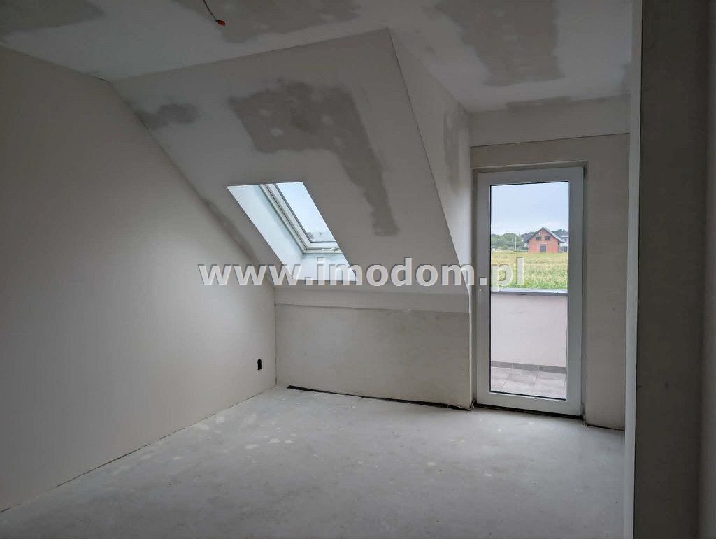 bliźniak, 5 pokoi Ratowice. Zdjęcie 10