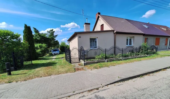 dom szeregowy, 2 pokoje Sądów