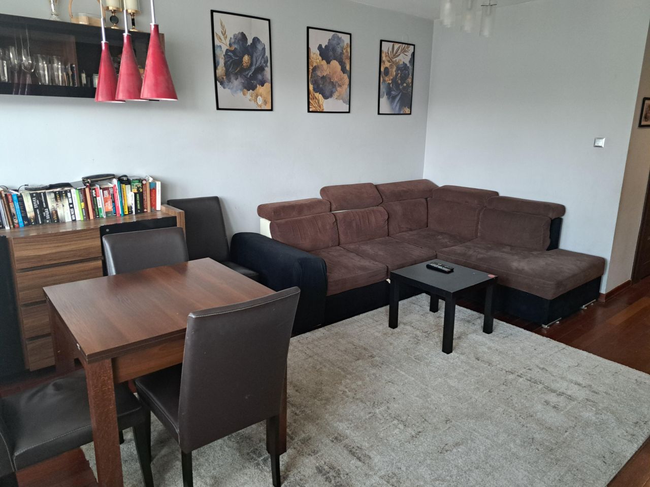 Mieszkanie 3-pokojowe Piastów, ul. Żbikowska. Zdjęcie 2