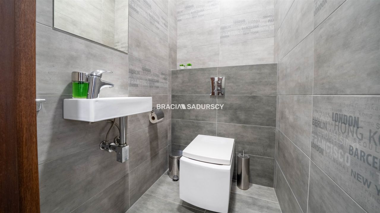 Mieszkanie 2-pokojowe Kraków Stare Miasto, ul. Kątowa. Zdjęcie 19