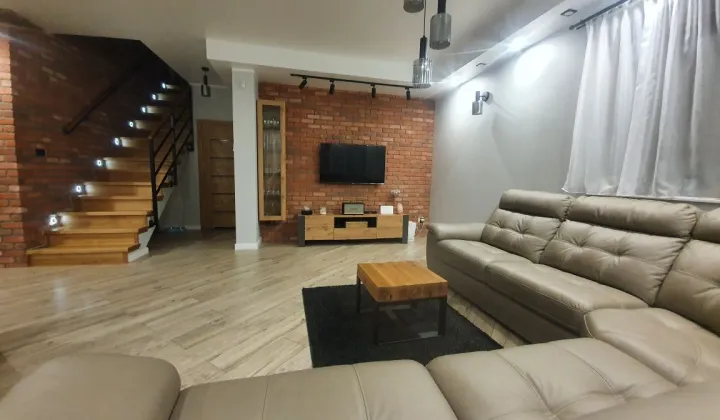 dom wolnostojący, 5 pokoi Koszalin Kretomino