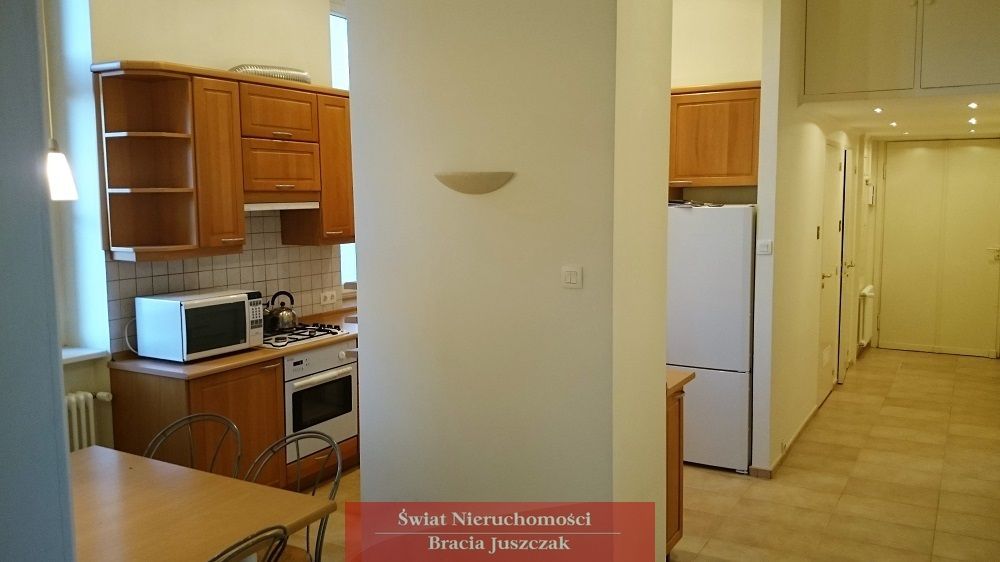 Mieszkanie 3-pokojowe Wrocław, ul. Cypriana Kamila Norwida. Zdjęcie 3