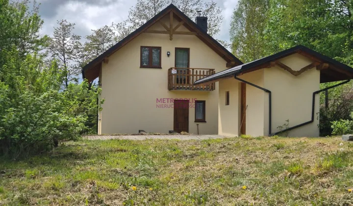 dom wolnostojący, 4 pokoje Laliki