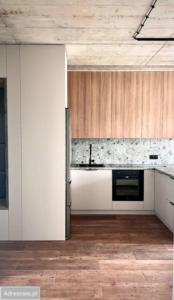 Mieszkanie 3-pokojowe Płock Podolszyce, ul. Czerwonych Kosynierów. Zdjęcie 3