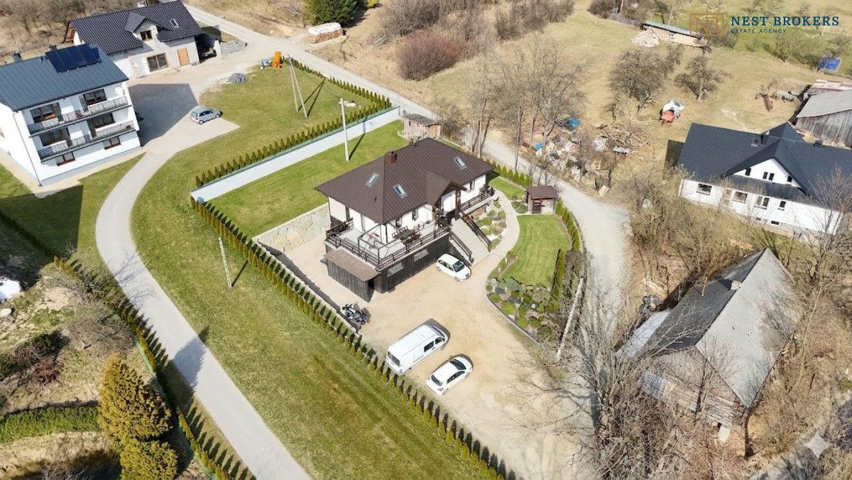 dom wolnostojący, 8 pokoi Łętownia Gąsiorowa. Zdjęcie 12