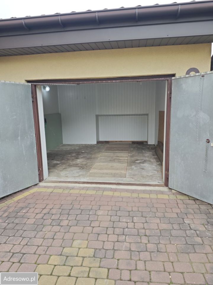 dom wolnostojący, 5 pokoi Ostrowiec Świętokrzyski, ul. Modra. Zdjęcie 19