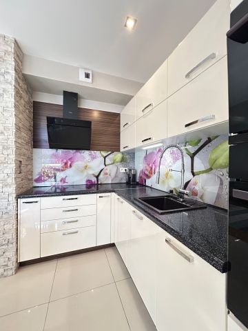 Mieszkanie 4-pokojowe Warszawa Włochy, ul. Obywatelska. Zdjęcie 1