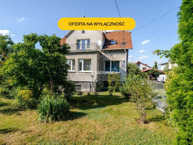 dom wolnostojący, 5 pokoi Kraków Bieżanów, ul. Jana Smolenia. Zdjęcie 1