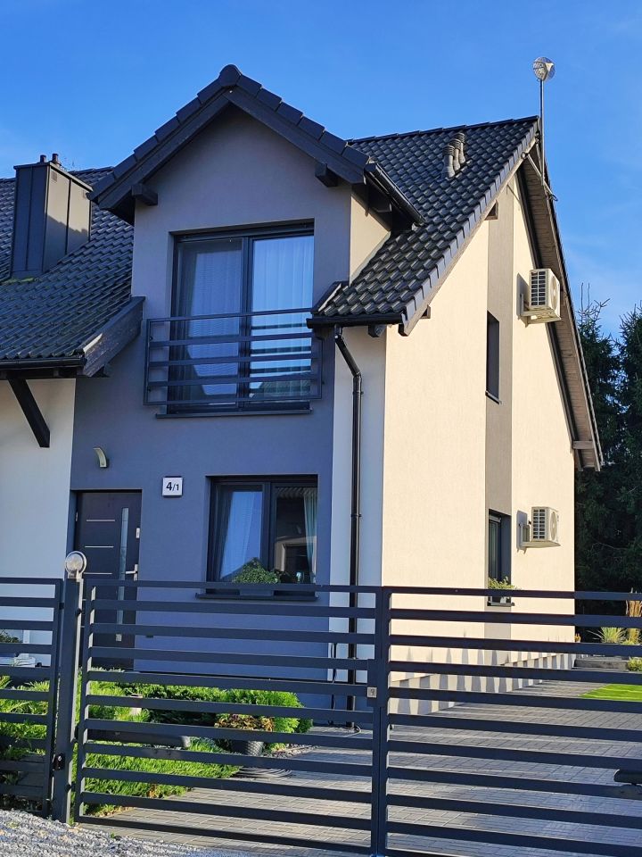 bliźniak, 5 pokoi Czapury, ul. Poranek. Zdjęcie 1
