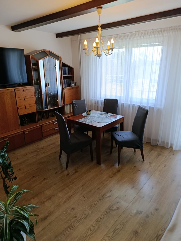 Mieszkanie 3-pokojowe Krosno Guzikówka, ul. Stefana Kisielewskiego. Zdjęcie 2