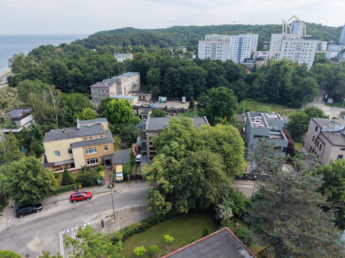 bliźniak, 11 pokoi Gdynia Kamienna Góra, ul. Józefa Korzeniowskiego. Zdjęcie 6