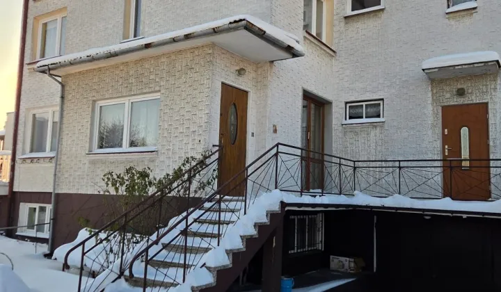 dom wolnostojący, 8 pokoi Chełm