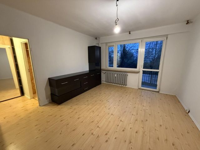 Mieszkanie 3-pokojowe Łask. Zdjęcie 1