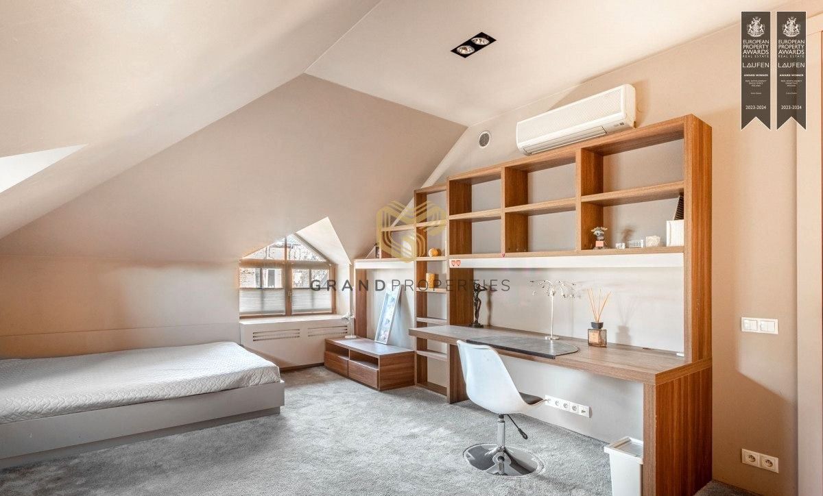 dom wolnostojący, 7 pokoi Warszawa Wawer. Zdjęcie 9