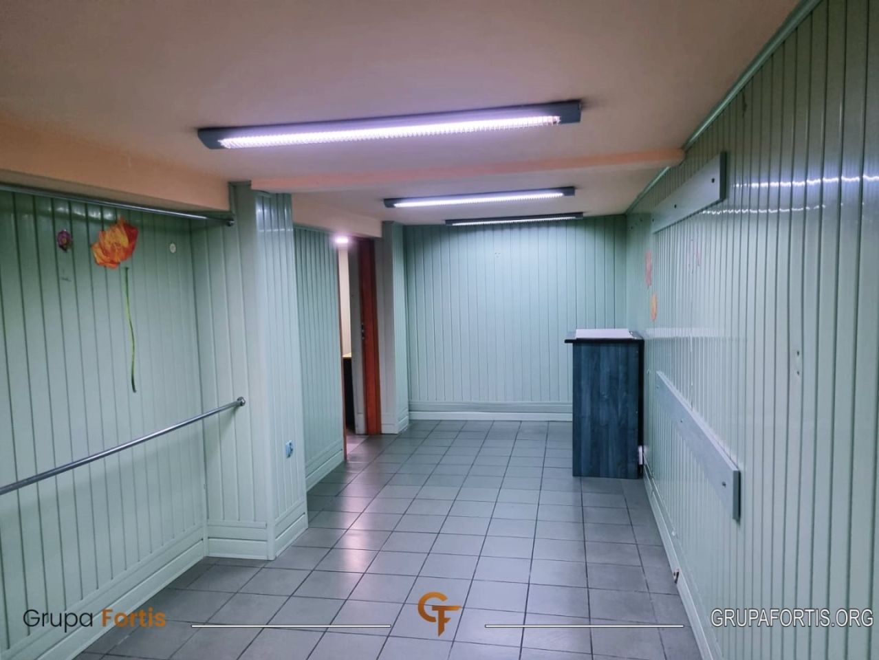 Lokal Kazimierza Wielka, ul. Partyzantów. Zdjęcie 8