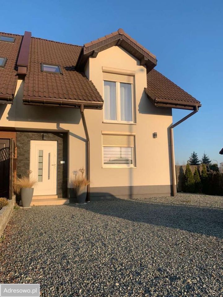 dom szeregowy, 4 pokoje Żory, ul. Szykowna. Zdjęcie 1