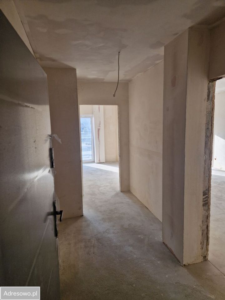 Mieszkanie 3-pokojowe Rudna Mała. Zdjęcie 16