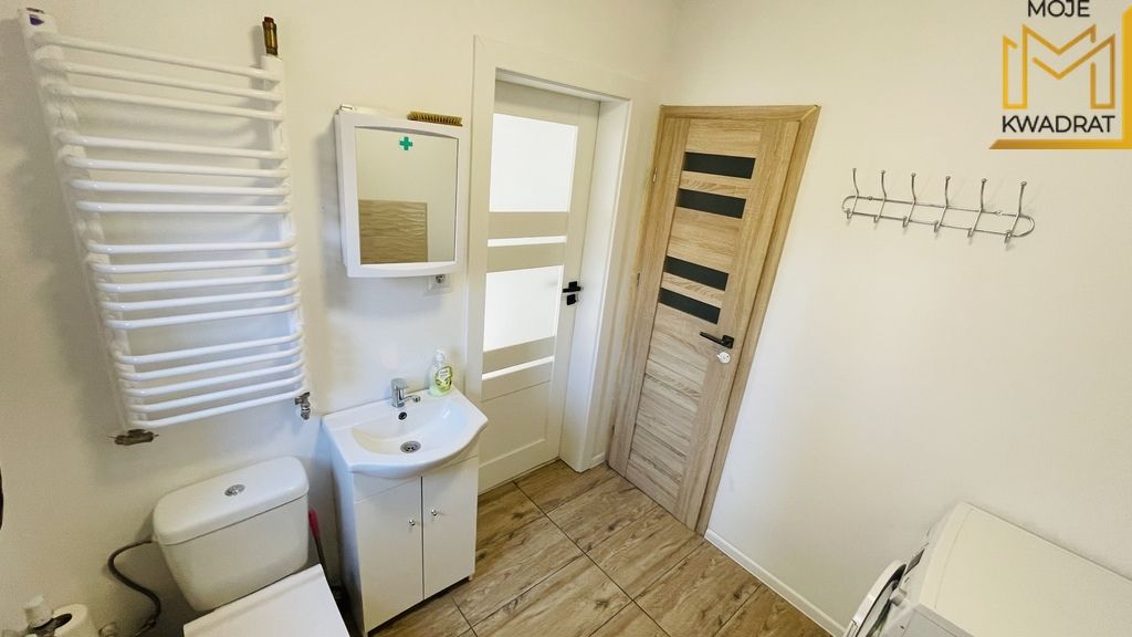 dom wolnostojący, 2 pokoje Bełchatów. Zdjęcie 5