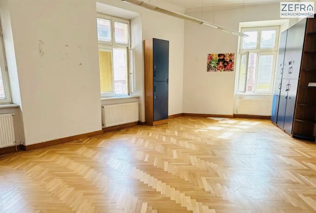 Lokal Kraków Stare Miasto, ul. Długa. Zdjęcie 3