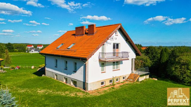 dom wolnostojący, 10 pokoi Ługwałd. Zdjęcie 2