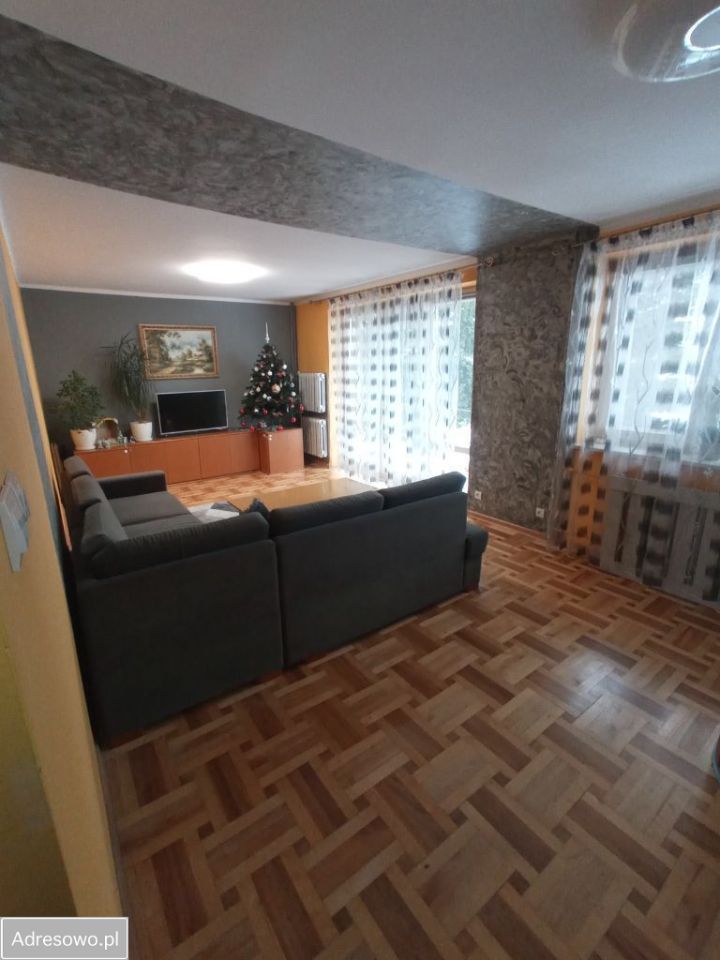 dom wolnostojący, 8 pokoi Krzemienica. Zdjęcie 20