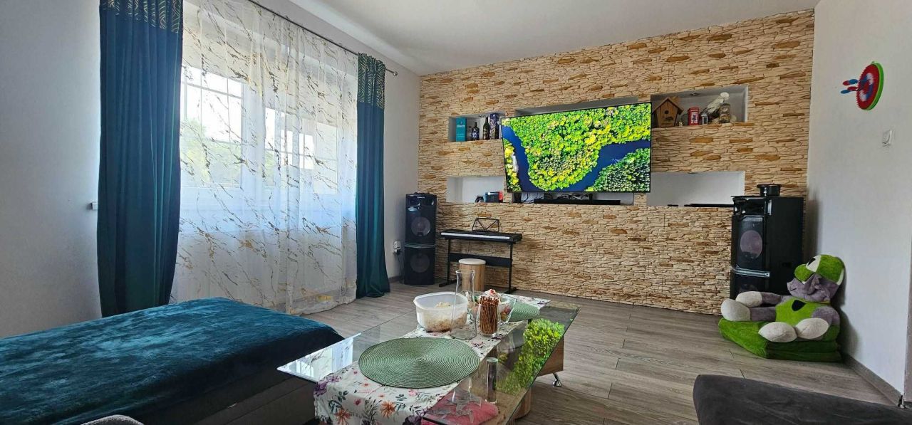 dom szeregowy, 4 pokoje Czarnowęsy. Zdjęcie 4