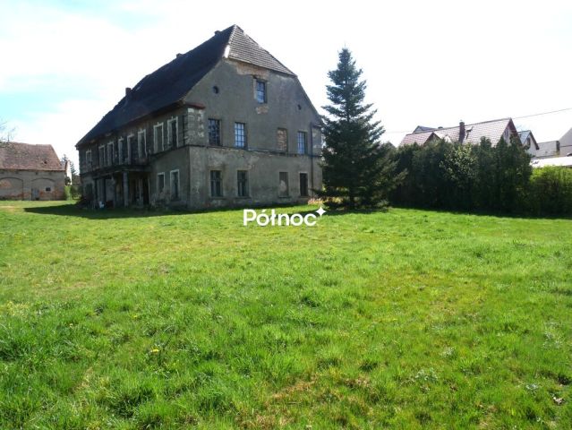 dom wolnostojący, 8 pokoi Krzyżowa. Zdjęcie 5