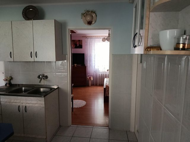 dom wolnostojący, 2 pokoje Kozice. Zdjęcie 5
