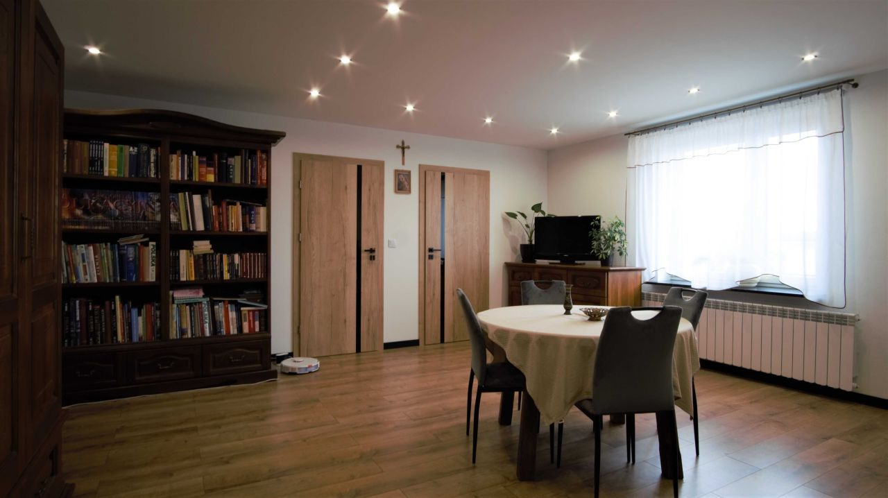 Lokal Łaszczówka-Kolonia. Zdjęcie 4