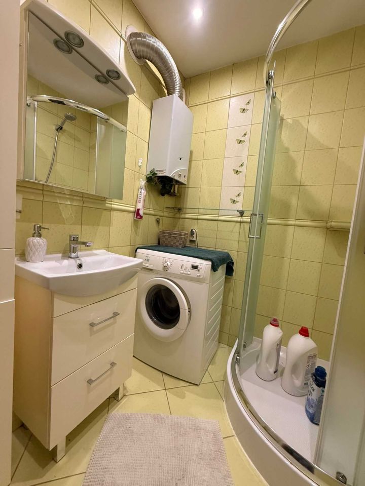 Mieszkanie 3-pokojowe Pionki. Zdjęcie 5