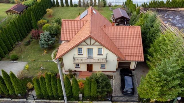 dom wolnostojący, 6 pokoi Elbląg Dąbrowa, ul. Jemiołowa. Zdjęcie 2