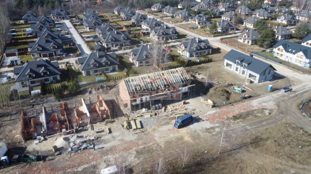 dom szeregowy Kąty, ul. Szumiących Traw. Zdjęcie 3