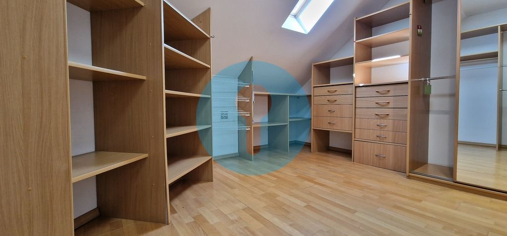 dom wolnostojący, 7 pokoi Dąbrowa, ul. Barczańska. Zdjęcie 33